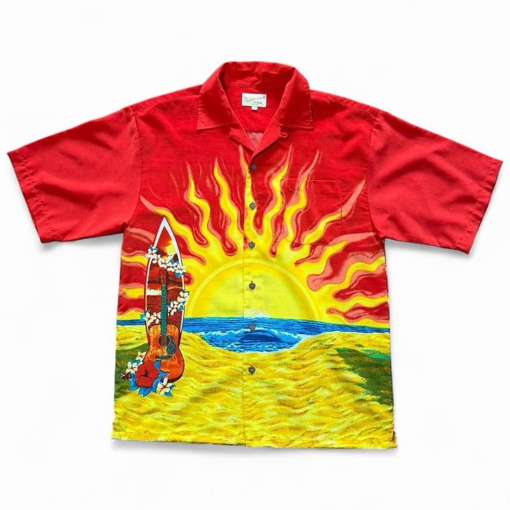 Vintage 90s Red Hawaiian Aloha Surf Button Up AOP Sun Graphic Beach Shirt